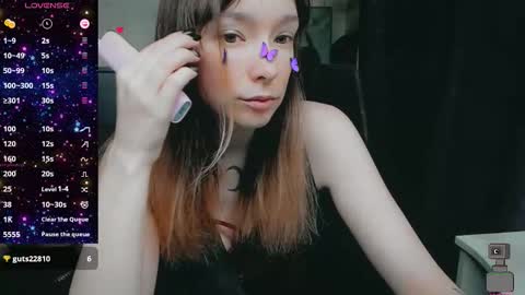 Snapshot of morimy chatting on 11.29.25 Lisa 3 online show from 11.29.25