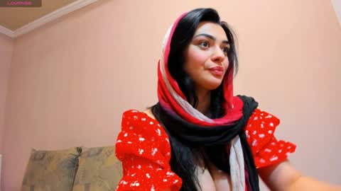 Medina online show from 12.15.24