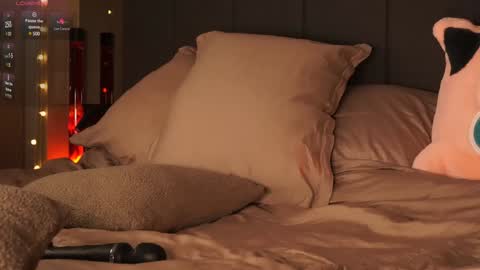 Snapshot of morphesoull chatting on 12.07.24 morphe online show from 12.07.24