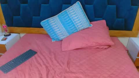 morrigan_luxus online show from 10.23.25