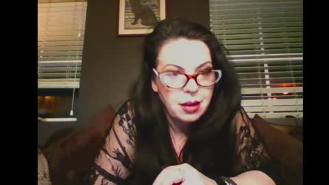 Snapshot of morticialane chatting on 09.21.25 morticia66 online show from 09.21.25