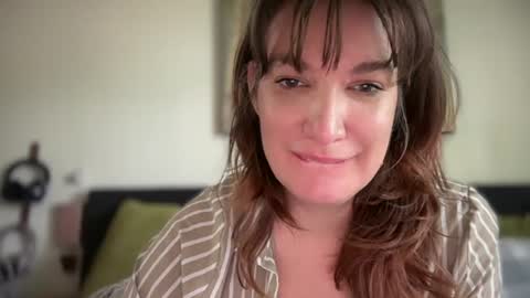 Snapshot of mossy_mommy chatting on 07.22.26 Mossy Mommy online show from 07.22.26