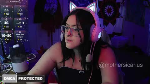 Snapshot of mothersicarius chatting on 03.01.25 sicarius online show from 03.01.25