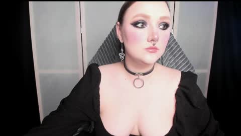 Snapshot of motorkate chatting on 05.15.26 motorkate online show from 05.15.26