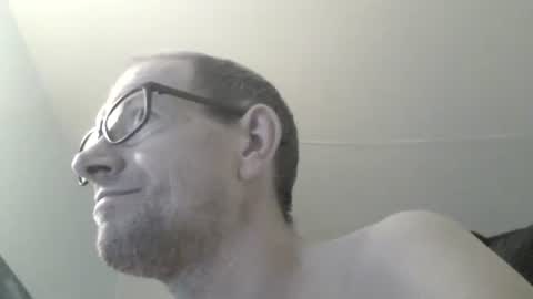 Frederik online show from 02.04.25