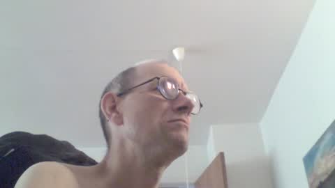 Snapshot of moviem1978 chatting on 07.22.26 Frederik online show from 07.22.26