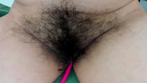 Snapshot of moxa_hot chatting on 01.04.25 moxa hot online show from 01.04.25