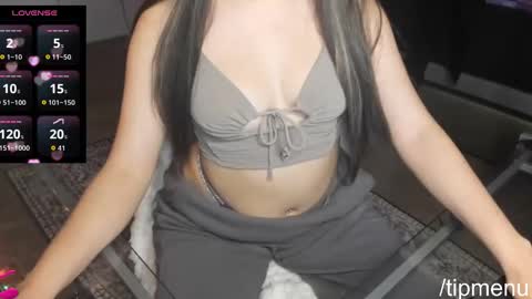 moxieXfoxie online show from 04.22.26