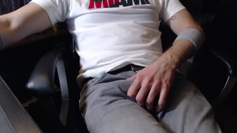 Snapshot of mpmimp chatting on 01.14.25 mpmimp online show from 01.14.25