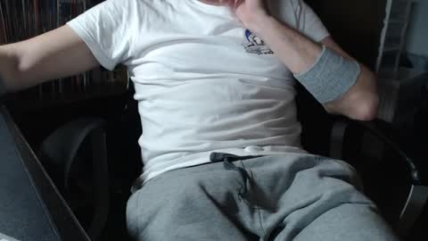 Snapshot of mpmimp chatting on 03.02.25 mpmimp online show from 03.02.25