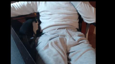 Snapshot of mpmimp chatting on 10.13.25 mpmimp online show from 10.13.25