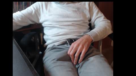 Snapshot of mpmimp chatting on 10.21.25 mpmimp online show from 10.21.25