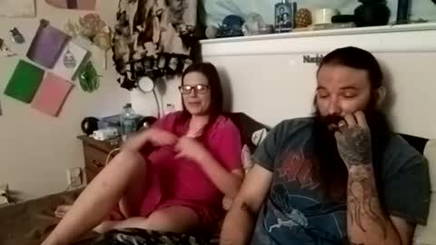 Snapshot of mr_and_mrs_dragon chatting on 01.24.25 Mr and Mrs Dragon online show from 01.24.25