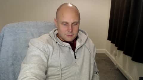 Snapshot of mr_baldy chatting on 10.25.25 Mr Baldy Likes to Chat online show from 10.25.25