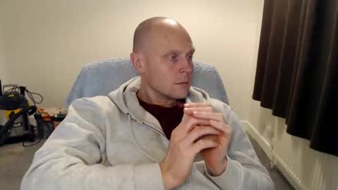 Snapshot of mr_baldy chatting on 10.26.25 Mr Baldy Likes to Chat online show from 10.26.25