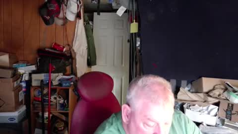 mr_canoe_licker_69 online show from 12.10.24