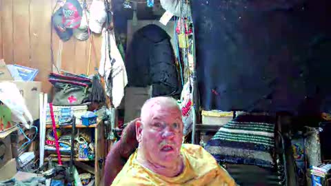 mr_canoe_licker_69 online show from 01.06.25