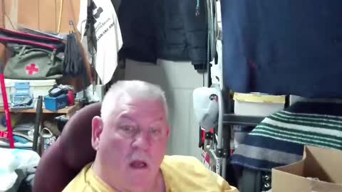 mr_canoe_licker_69 online show from 01.10.25