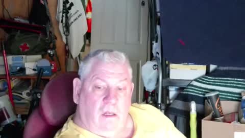 mr_canoe_licker_69 online show from 01.19.25