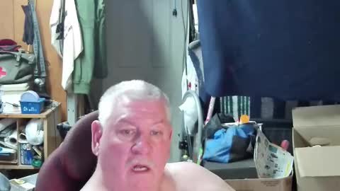 mr_canoe_licker_69 online show from 02.26.25
