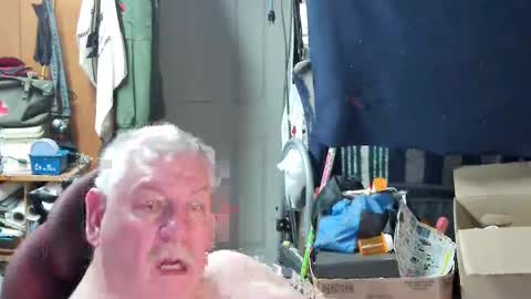 mr_canoe_licker_69 online show from 02.27.25