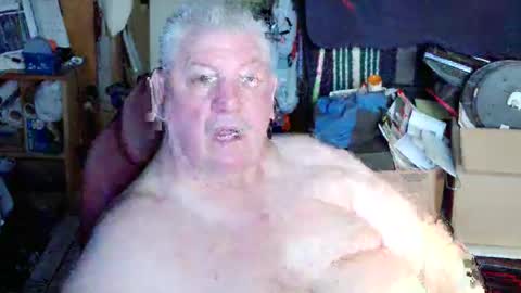 mr_canoe_licker_69 online show from 03.12.25