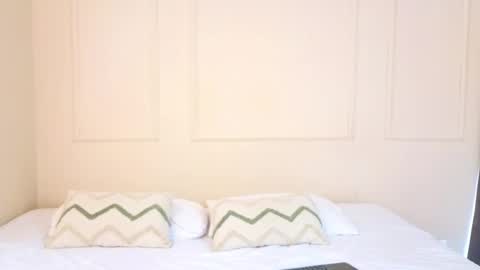 Snapshot of mr_danni_ chatting on 10.10.25 Danny Aleja online show from 10.10.25