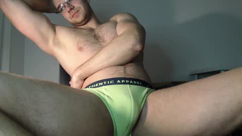 Snapshot of mr_doctor_ chatting on 12.01.24 mr_doctor_ online show from 12.01.24