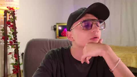 Mr Evans online show from 01.11.25