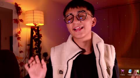 Mr Evans online show from 02.04.25