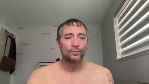 Snapshot of mr_halfling chatting on 10.17.25 mr_halfling online show from 10.17.25