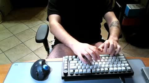 Snapshot of mr_kaa chatting on 02.20.25 mr_kaa online show from 02.20.25