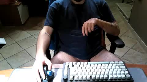 Snapshot of mr_kaa chatting on 01.11.26 mr_kaa online show from 01.11.26