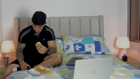 mr_maximo online show from 03.10.26