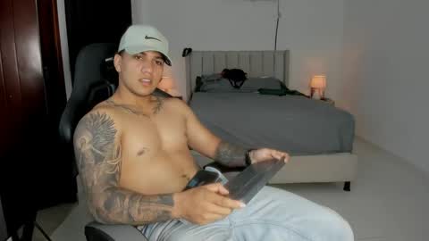 mr_maximo online show from 05.15.26