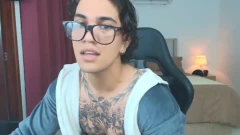 Snapshot of mr_maximo chatting on 07.16.26 mr_maximo online show from 07.16.26