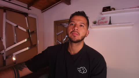 MIKEE online show from 09.11.25