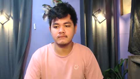 mr_olivercummerx online show from 10.31.25