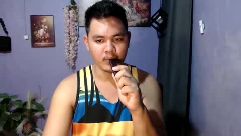 mr_olivercummerx online show from 03.24.26