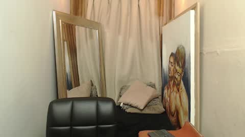 mr_stiven_ online show from 12.03.25