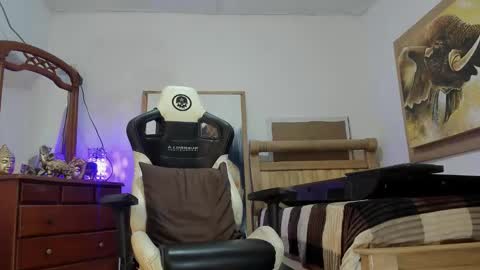 mr_stiven_ online show from 03.10.26