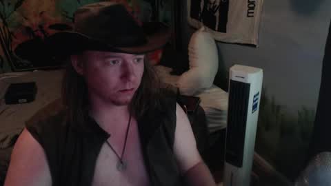 Snapshot of mr_strawberry chatting on 05.27.26 mr_strawberry online show from 05.27.26