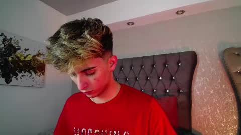 Snapshot of mr_williseo chatting on 09.27.25 williseo online show from 09.27.25