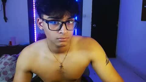 Snapshot of mr_yisuz chatting on 05.27.26 yisuz online show from 05.27.26