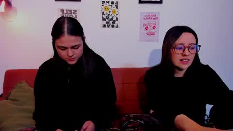 Snapshot of mrbuu_ chatting on 07.28.26 Laura online show from 07.28.26