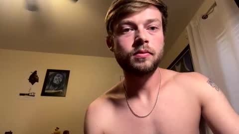 Snapshot of mrcoolguy68 chatting on 11.28.25 mrcoolguy68 online show from 11.28.25