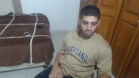 Snapshot of mrcum24 chatting on 12.02.24 Will online show from 12.02.24