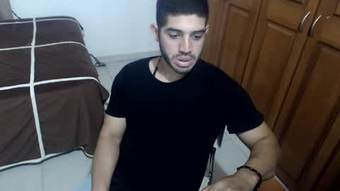 Snapshot of mrcum24 chatting on 12.17.24 Will online show from 12.17.24