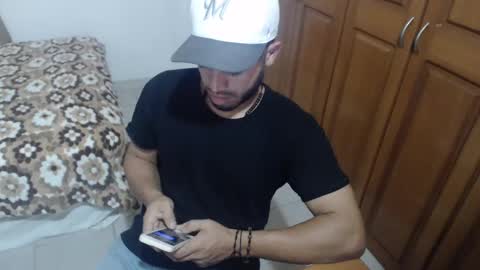 Snapshot of mrcum24 chatting on 01.16.25 Will online show from 01.16.25