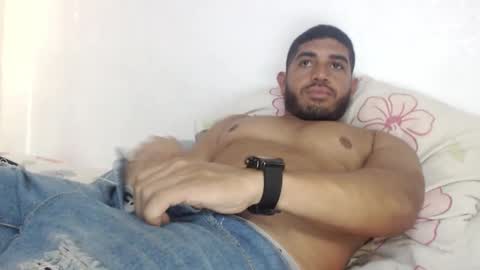 Snapshot of mrcum24 chatting on 10.09.25 Will online show from 10.09.25